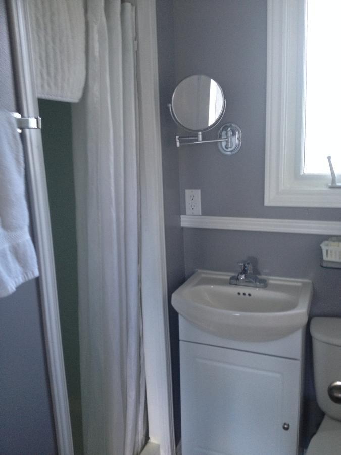 My Friends Inn Manitoulin Manitowaning Esterno foto