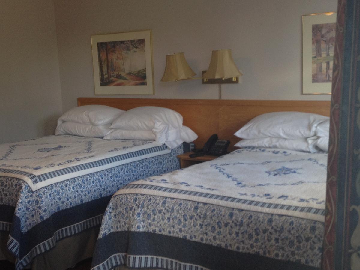 My Friends Inn Manitoulin Manitowaning Esterno foto