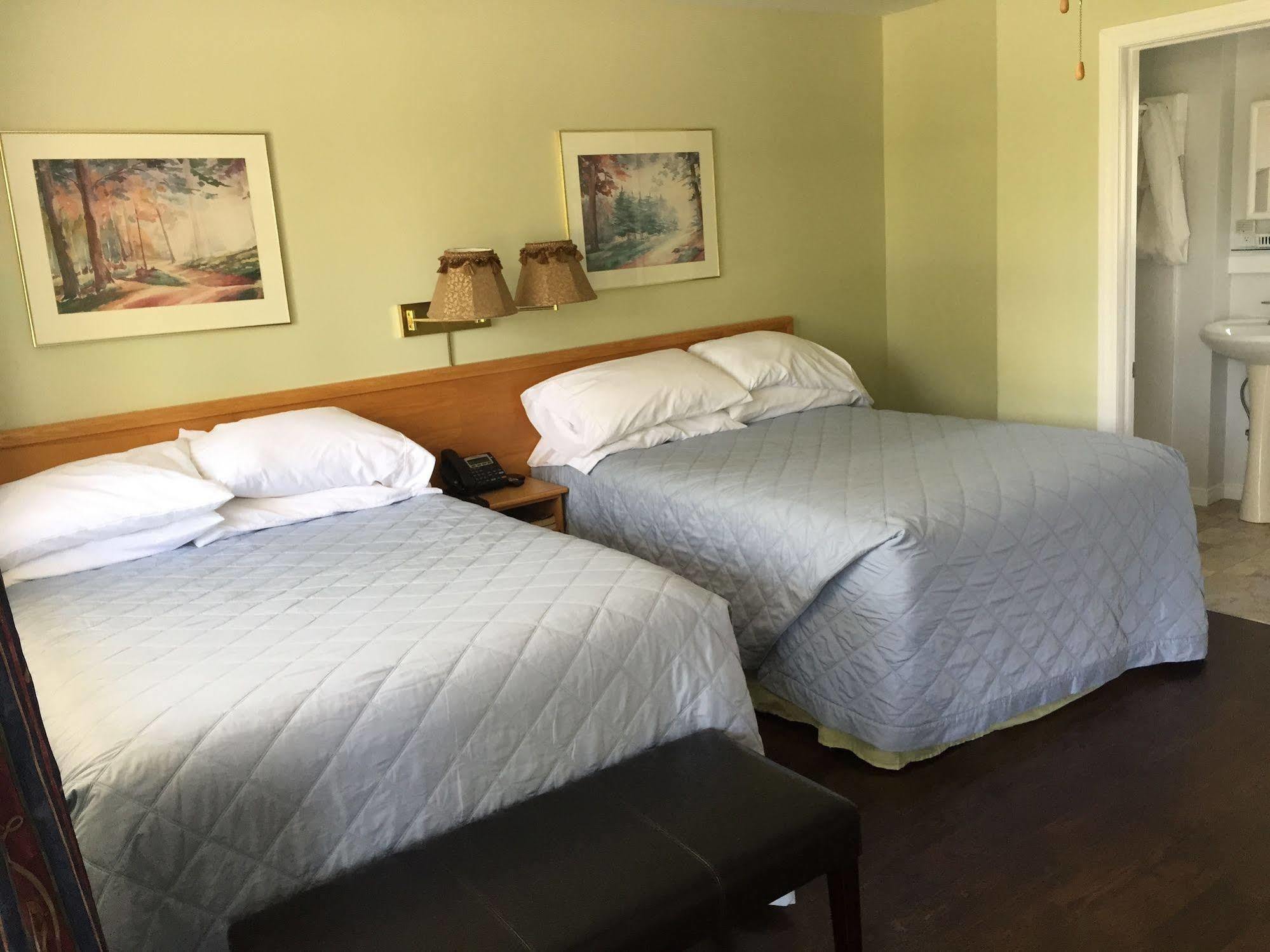 My Friends Inn Manitoulin Manitowaning Esterno foto